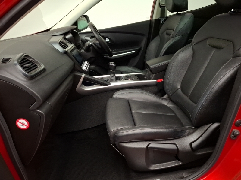 Renault Kadjar 1.5 Blue Dci Gt Line XHZ4177 Red #5