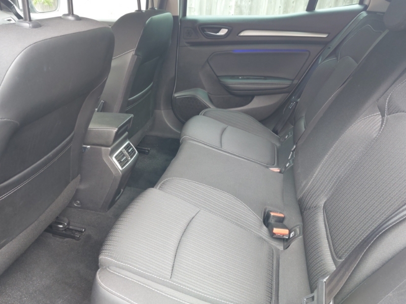 Renault Megane 1.3 Tce Iconic Silver #6