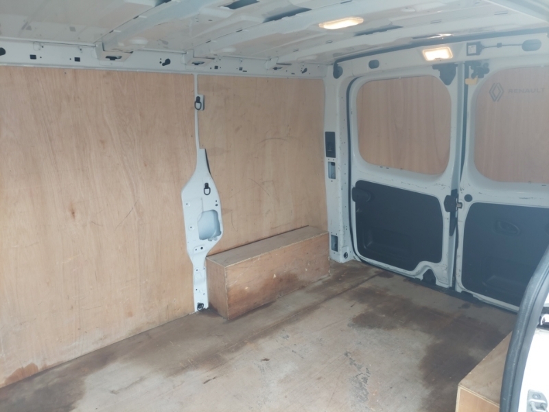 Renault Trafic Sl30 Blue Dci 130 Advance Safety Van White #6