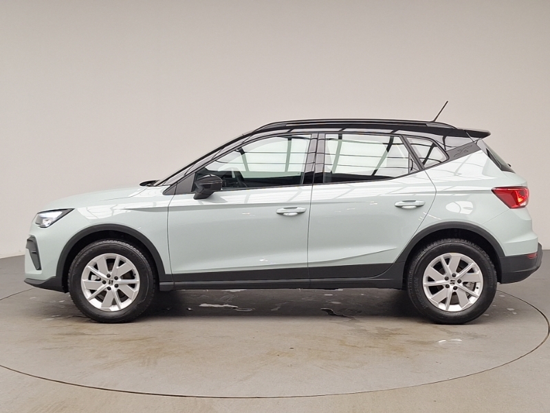 Seat Arona 1.0 Tsi 115 Se Dsg Grey #4