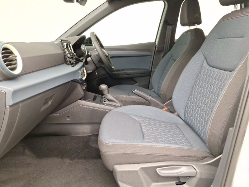 Seat Arona 1.0 Tsi 115 Se Dsg Grey #5
