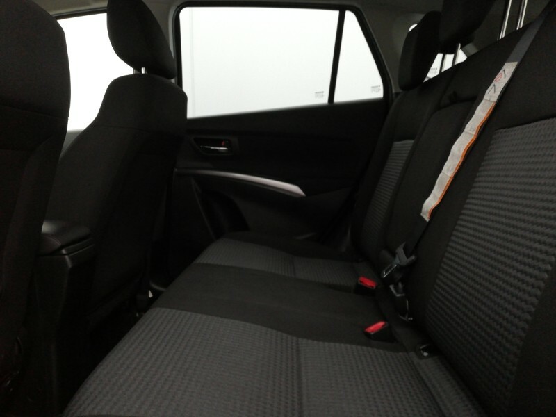 Suzuki S Cross 1.4 Boosterjet 48V Hybrid Motion Silver #6