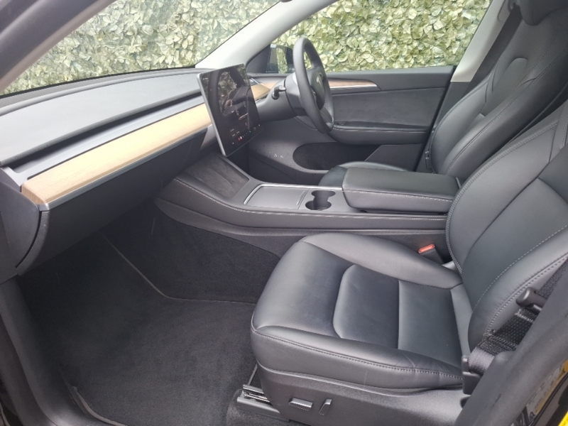 Tesla Model Y Long Range Awd AK73EJA Black #5