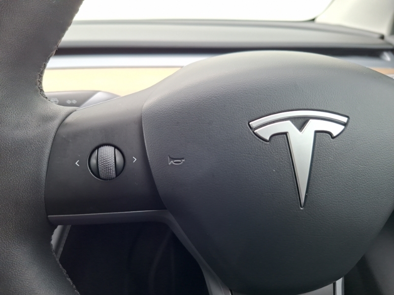 Tesla Model Y Rwd 19Alloys, Pan Roof, Black Lthr, Sat Black #12