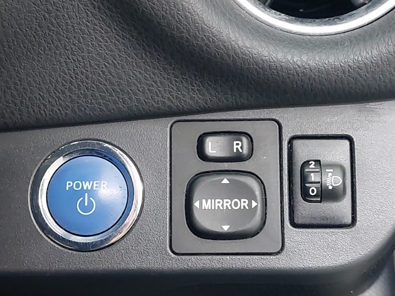 Toyota Yaris 1.5 Hybrid Excel Cvt Grey #15