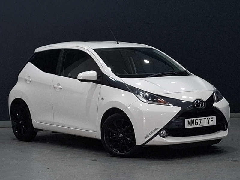 Toyota Aygo 1.0 Vvt-i X-play X-shift Red #7