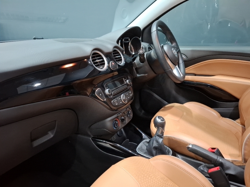 Vauxhall Adam 1.4I Rocks Air White #5