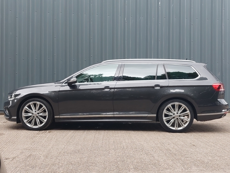 Volkswagen Passat 2.0 Tdi Scr 190 R-line Dsg Grey #4