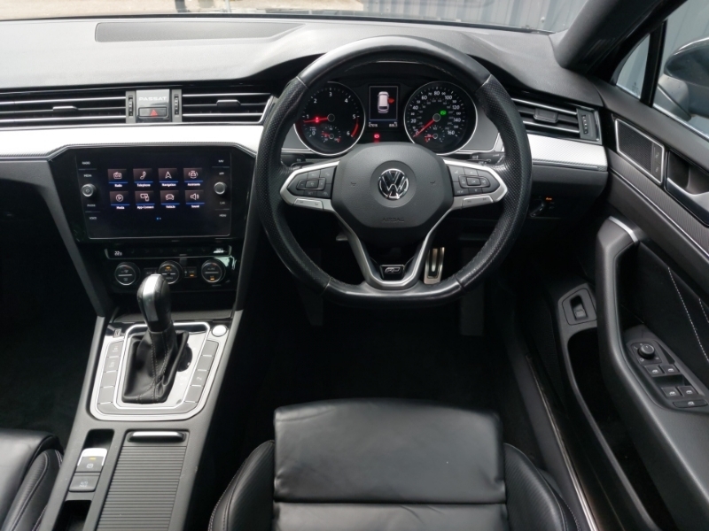 Volkswagen Passat 2.0 Tdi Scr 190 R-line Dsg Saloon Silver #8