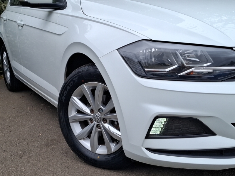 Volkswagen Polo Polo Beats Tsi Red #20