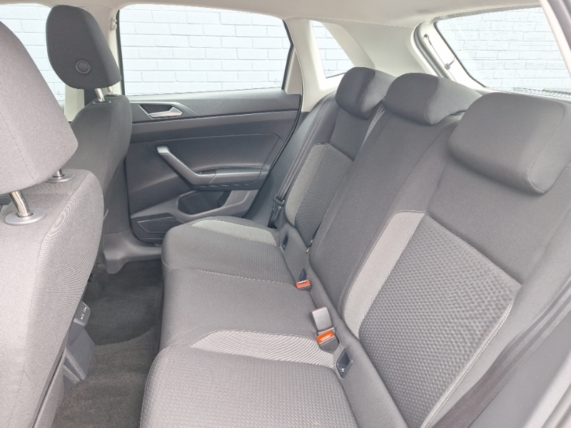 Volkswagen Polo 1.0 Tsi Life Black #6