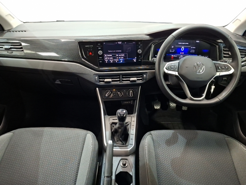 Volkswagen Polo 1.0 Tsi Match Black #3