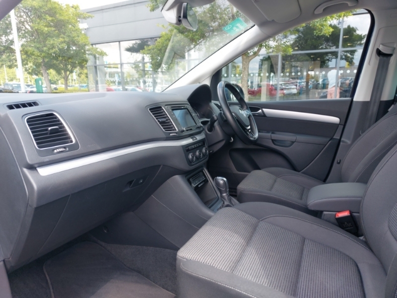 Volkswagen Sharan 1.4 Tsi Se Nav Dsg Blue #5