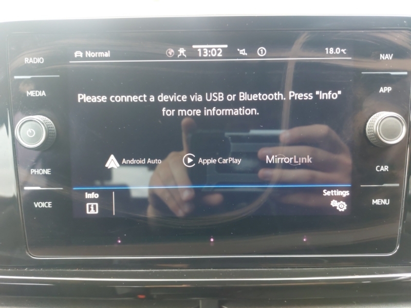 Volkswagen T-Roc Mark 1 Facelift 2022 1.5 Tsi Style 150Ps Silver #16