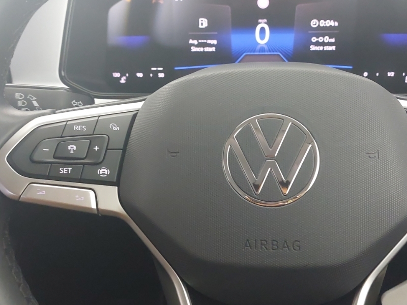 Volkswagen T-Roc 1.5 Tsi R-line Dsg Black #12