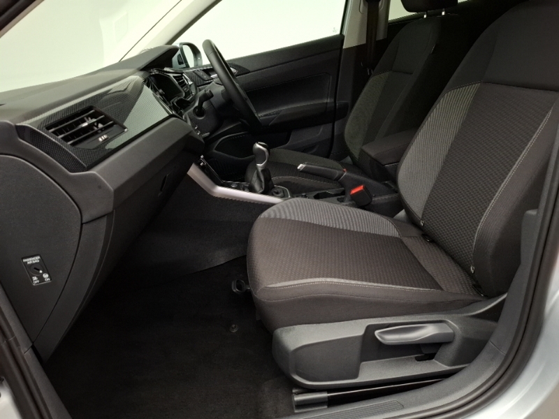 Volkswagen Taigo 1.0 Tsi 115 Match Silver #5