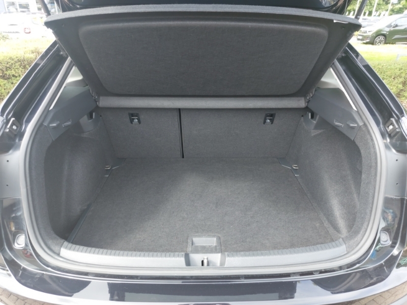 Volkswagen Taigo 1.0 Tsi 115 Match Silver #17