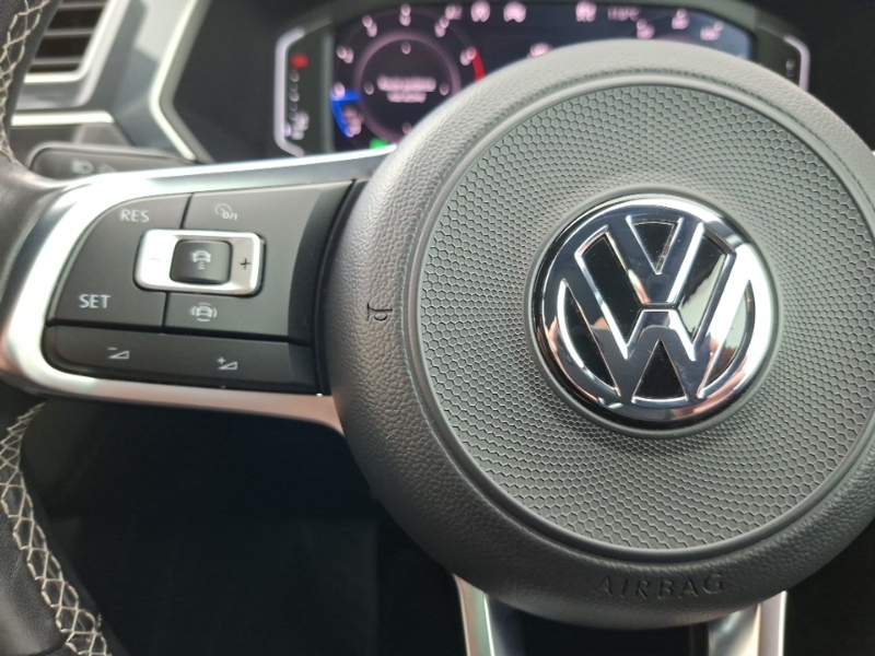Volkswagen Tiguan 2.0 Tdi 150 R-line Tech Dsg Black #12