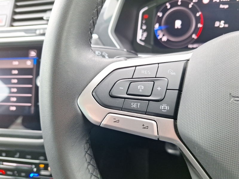 Volkswagen Tiguan 2.0 Tdi 150 R-line Tech Dsg Grey #12