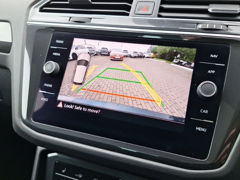 Volkswagen Tiguan 2.0 Tdi 150 R-line Tech Dsg Grey #9