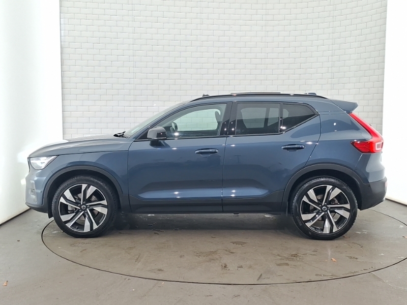 Volvo XC40 2.0 B3p Ultra Dark Blue #4