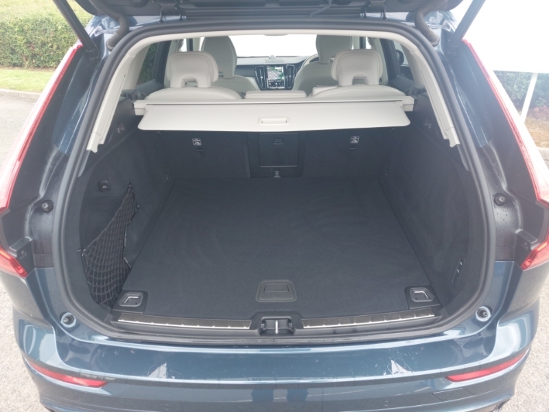 Volvo XC60 Plus, B5 Awd Mild Hybrid, Dark Grey #18