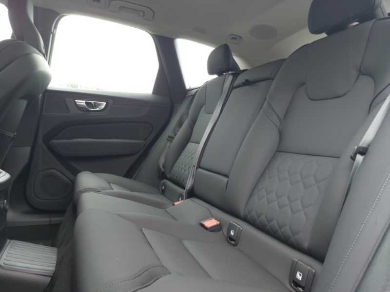 Volvo XC60 2.0 T6 350 Phev Plus Dark Awd Geartronic Silver #6