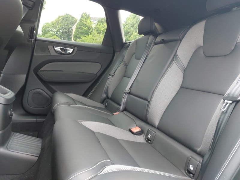 Volvo XC60 2.0 T6 350 Phev Plus Black Ed Awd Geartronic Black #6