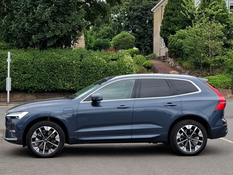 Volvo XC60 2.0 T8 455 Phev Ultra Bright Awd Gtron Ni Blue #4