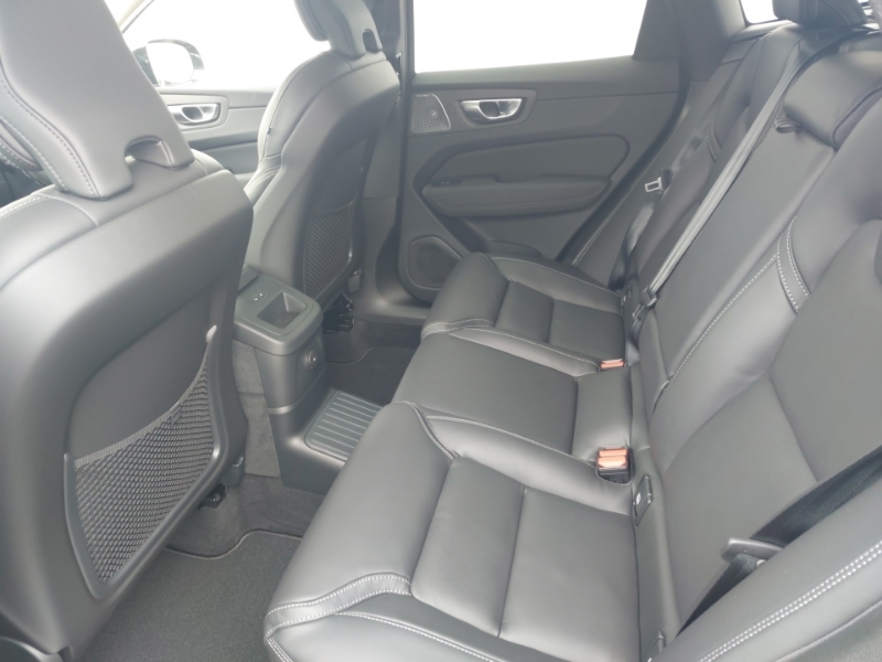 Volvo XC60 2.0 T8 455 Phev Ultra Bright Awd Geartronic Black #6