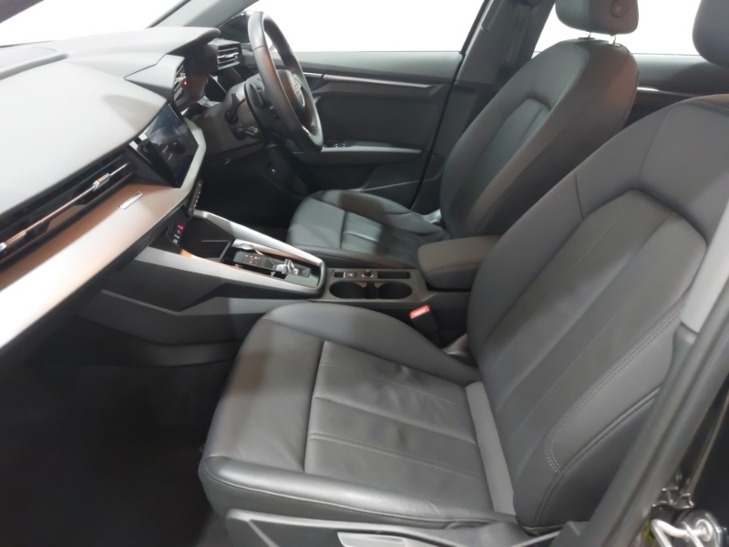 Audi A3 40 Tfsi E Sport S Tronic CK71OTF Black #5