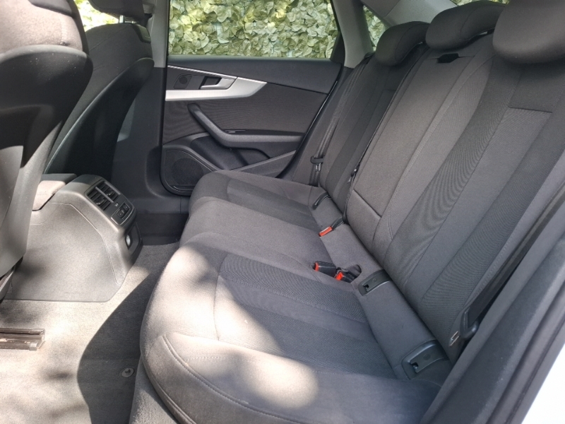 Audi A4 1.4T Fsi Sport White #6
