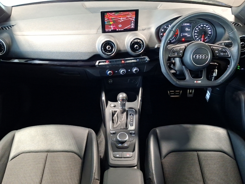 Audi Q2 35 Tfsi Black Edition S Tronic Black #3