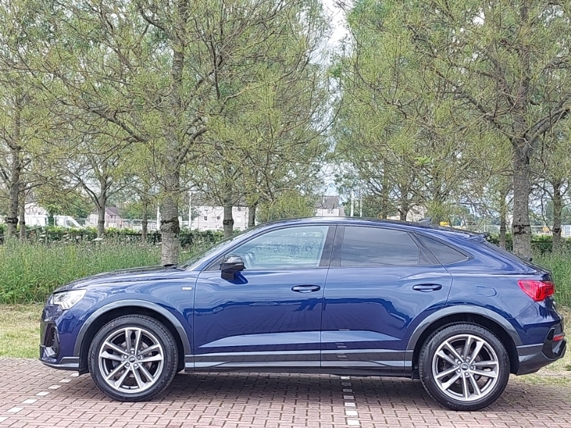 Audi Q3 35 Tfsi Black Edition NJ23KKS Blue #4