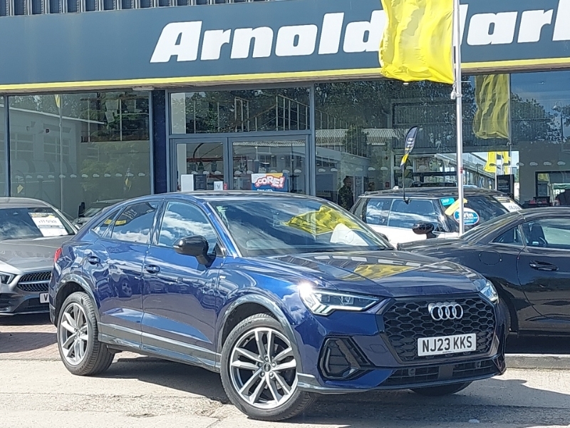 Audi Q3 35 Tfsi Black Edition Blue