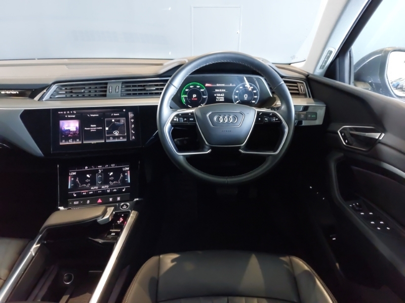 Audi Q8 e tron 250Kw 50 Quattro 95Kwh Sport Grey #5