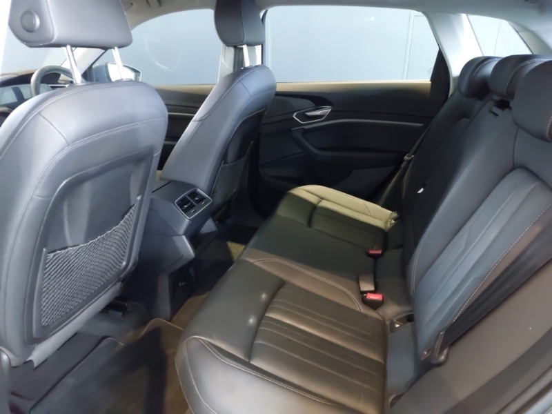 Audi Q8 e tron 250Kw 50 Quattro 95Kwh Sport Grey #4