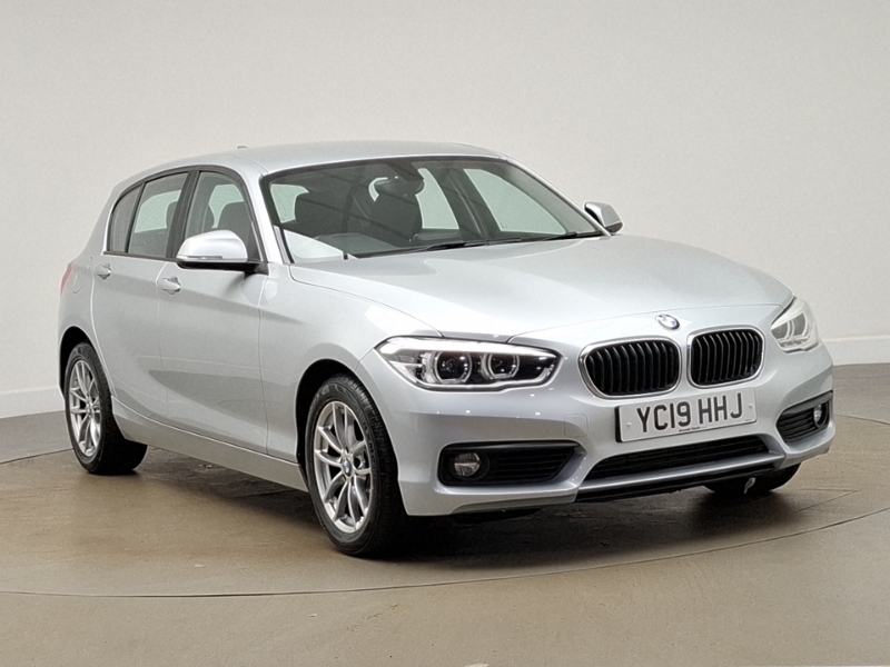 BMW 1 Series 118I 1.5 Se Business Navservotronic Silver
