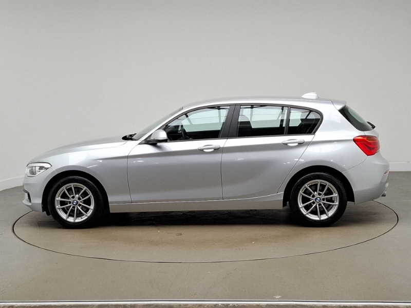 BMW 1 Series 118I 1.5 Se Business Navservotronic YC19HHJ Silver #4