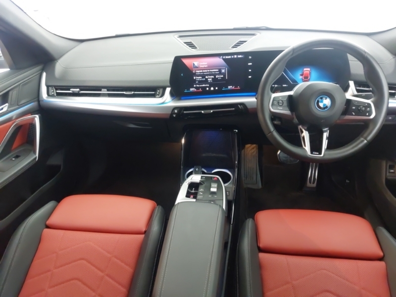 BMW iX2 150Kw Edrive20 M Sport 65Kwh Red #3