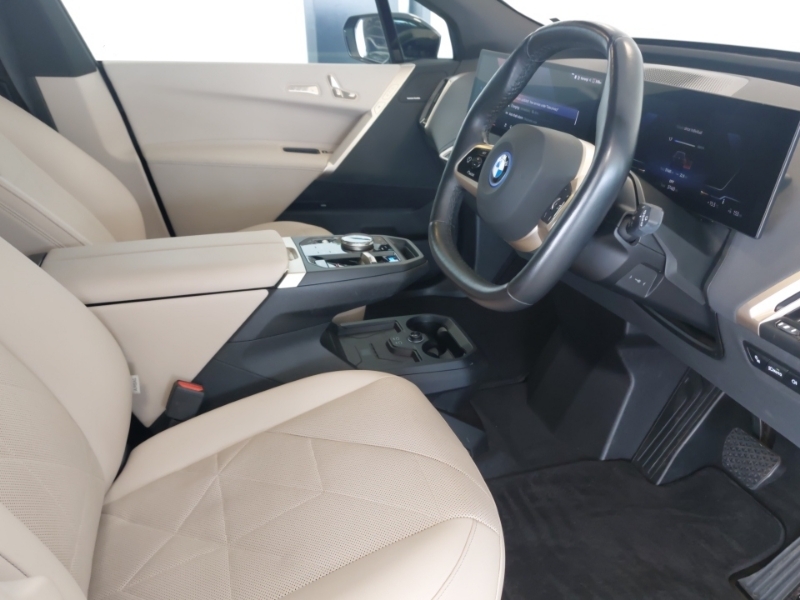 BMW iX 240Kw Xdrive40 M Sport 76.6Kwh Sky Black #6