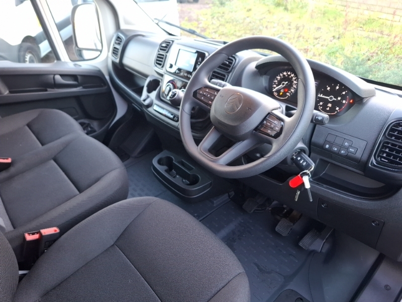 Citroen Relay 2.2 Bluehdi 140 H2 Van Enterprise White #3