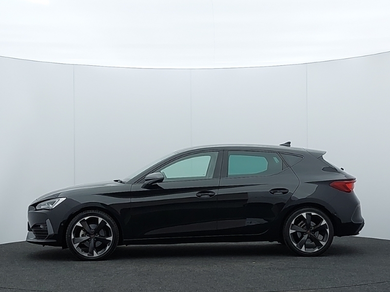Cupra Leon 1.5 Etsi V1 Dsg Black #4
