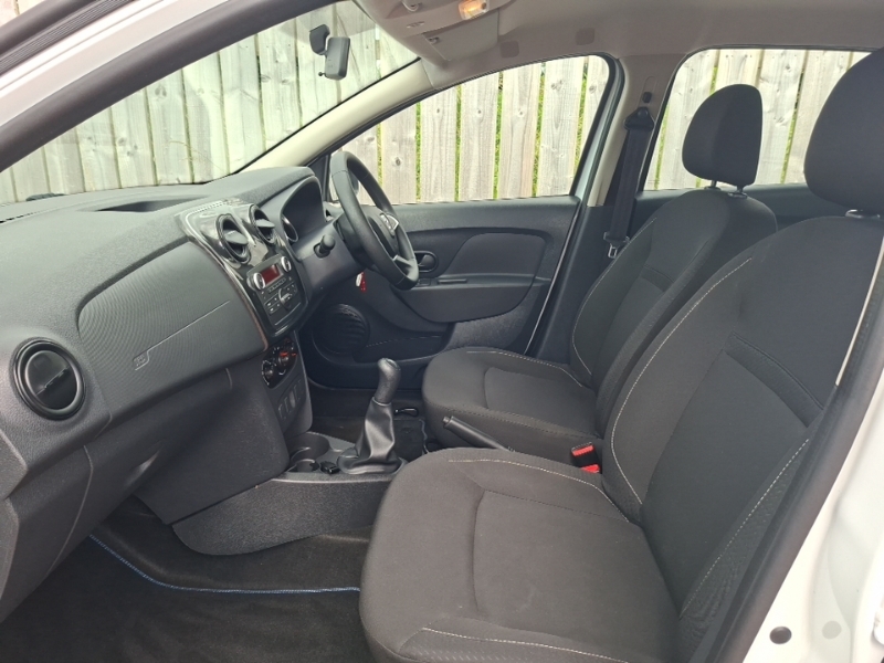 Dacia Sandero 1.0 Sce Essential White #5