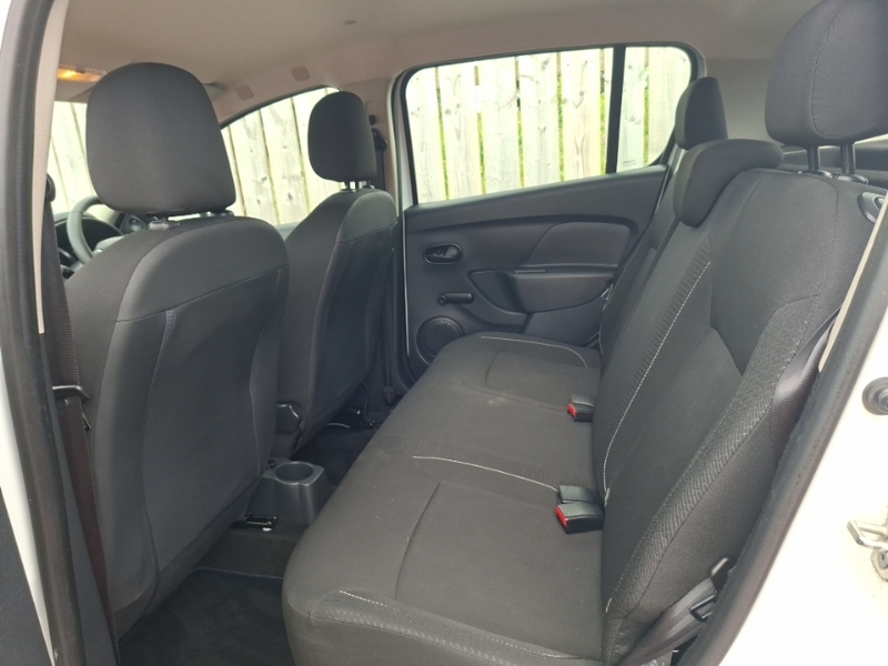 Dacia Sandero 1.0 Sce Essential White #6