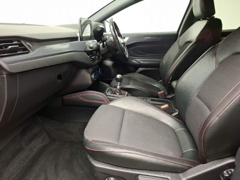 Ford Focus 1.0 Ecoboost 125 St-line X DT68RVN Black #5