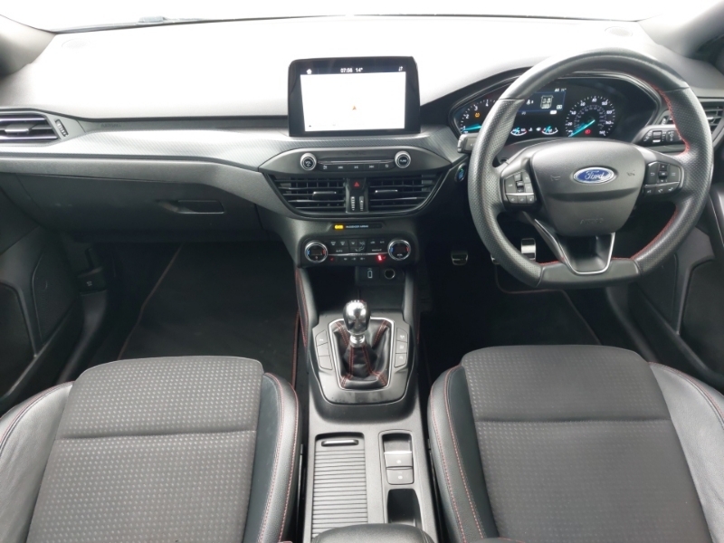 Ford Focus 1.0 Ecoboost 125 St-line X MJ69HTP Black #3