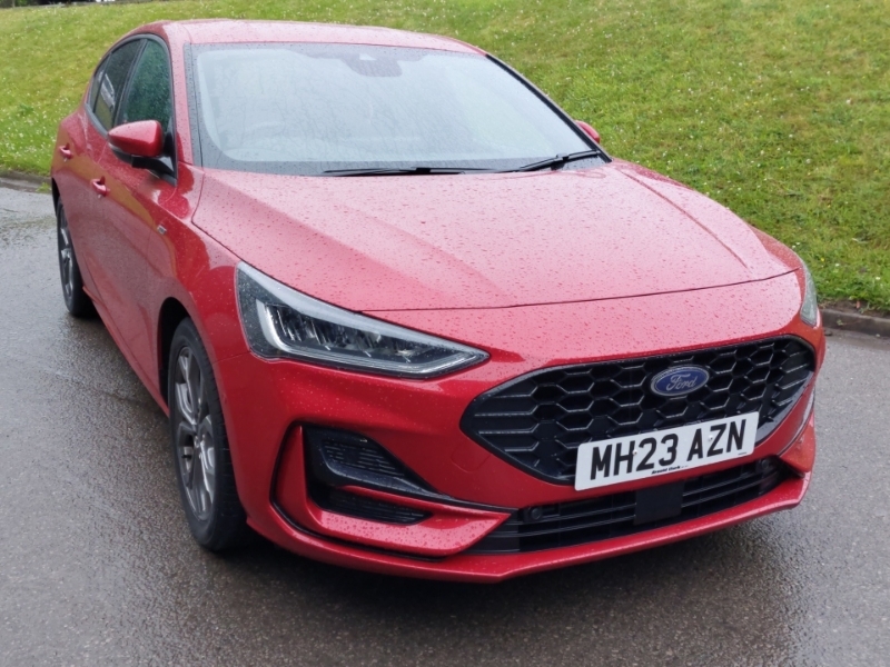 Ford Focus 1.0 Ecoboost St-line Red