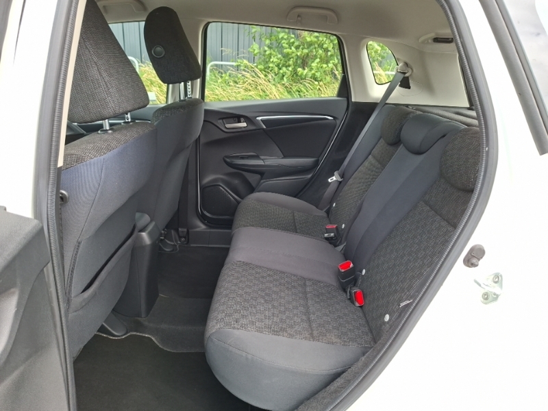 Honda Jazz 1.3 Se White #6