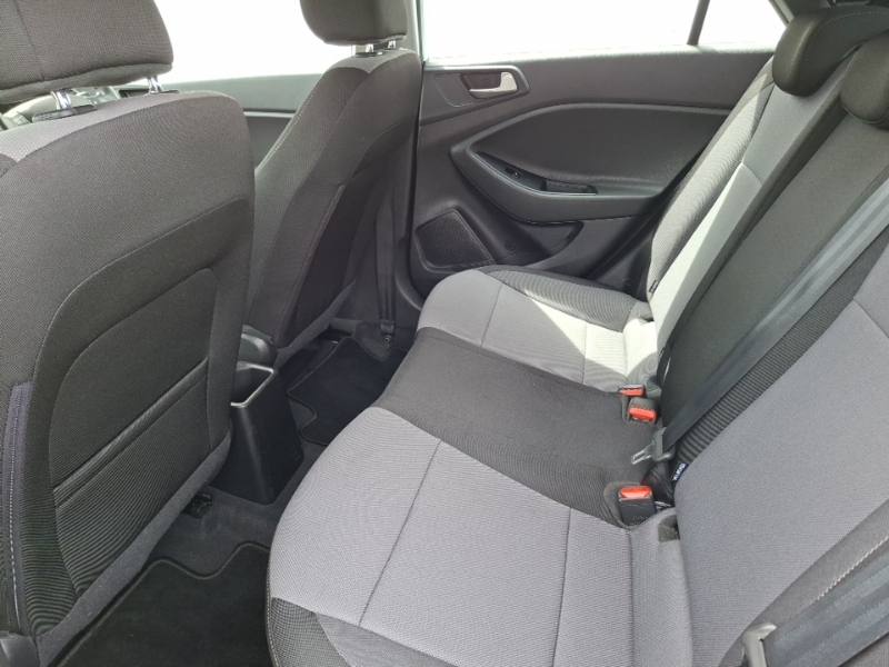 Hyundai I20 1.2 Mpi Se CF19HLC White #6